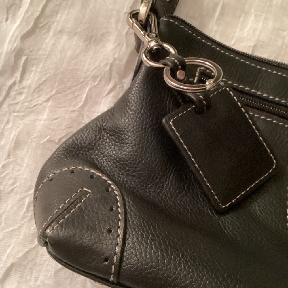 Tignanello Black Leather Shoulder Bag Key Fob & Bag Charm Single Strap - Picture 6 of 13